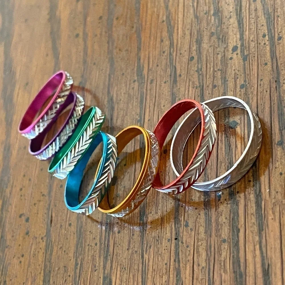 NEW Fine Fashion Unisex Lightweight Aluminum 100 Piece Rings (Rainbow Assorted)